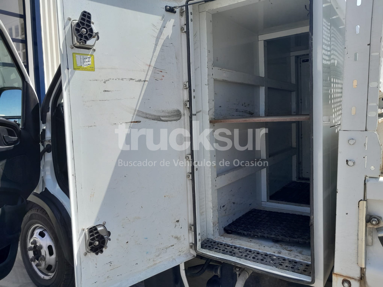 Tipper trailer IVECO DAILY 35C14: picture 12