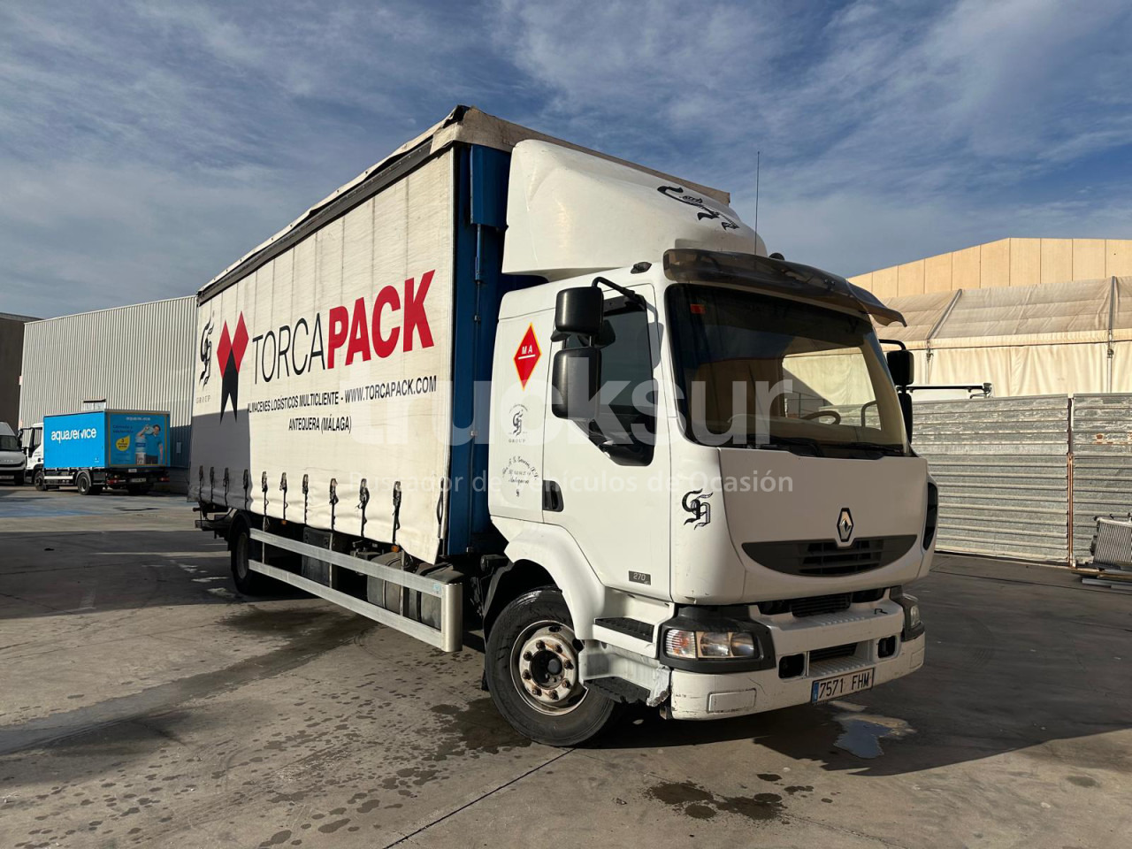 RENAULT 270 16C - Curtainsider truck: picture 2 RENAULT 270 16C - Curtainsider truck: picture 2