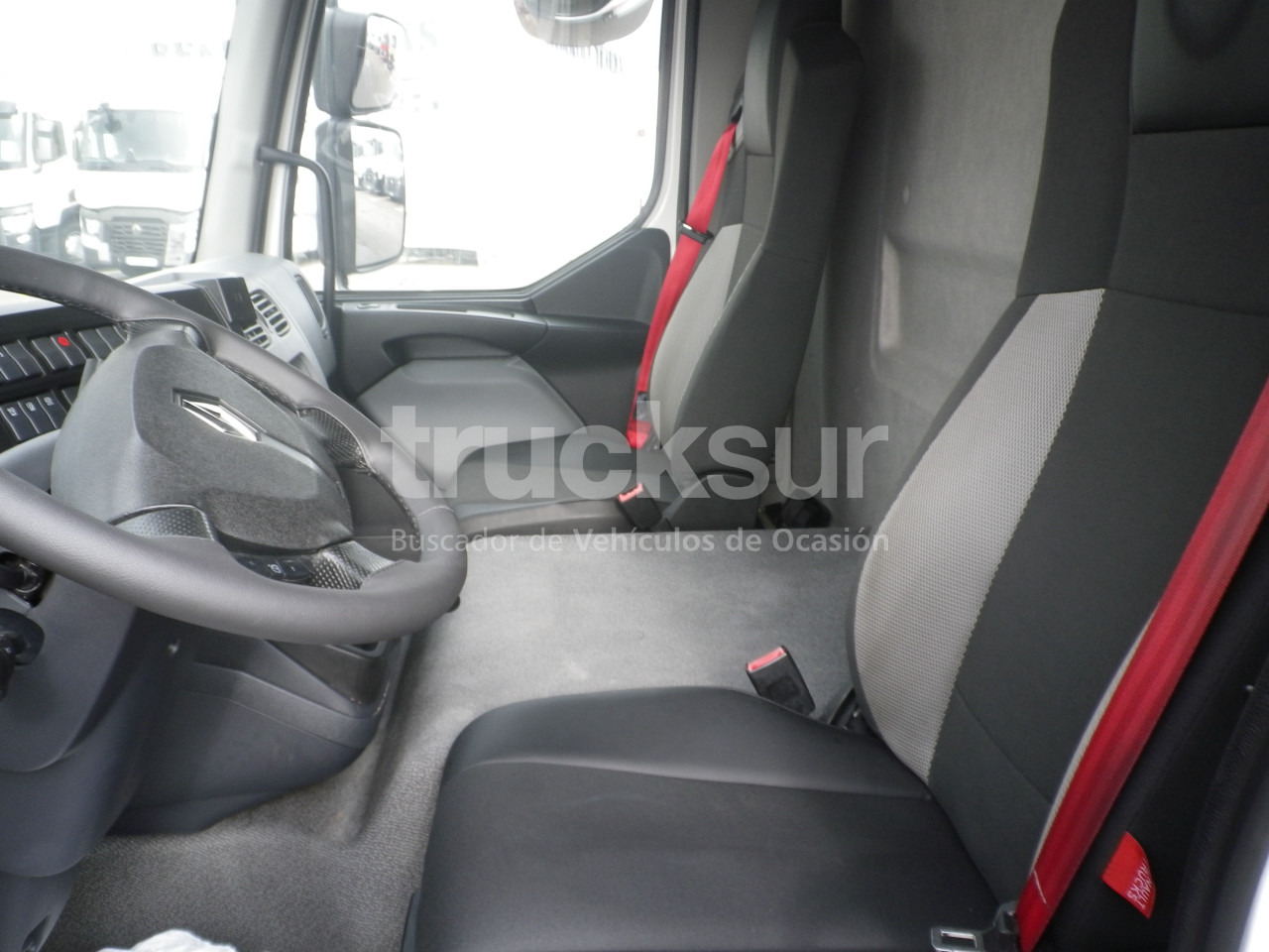 Refrigerator truck RENAULT D280.16: picture 16
