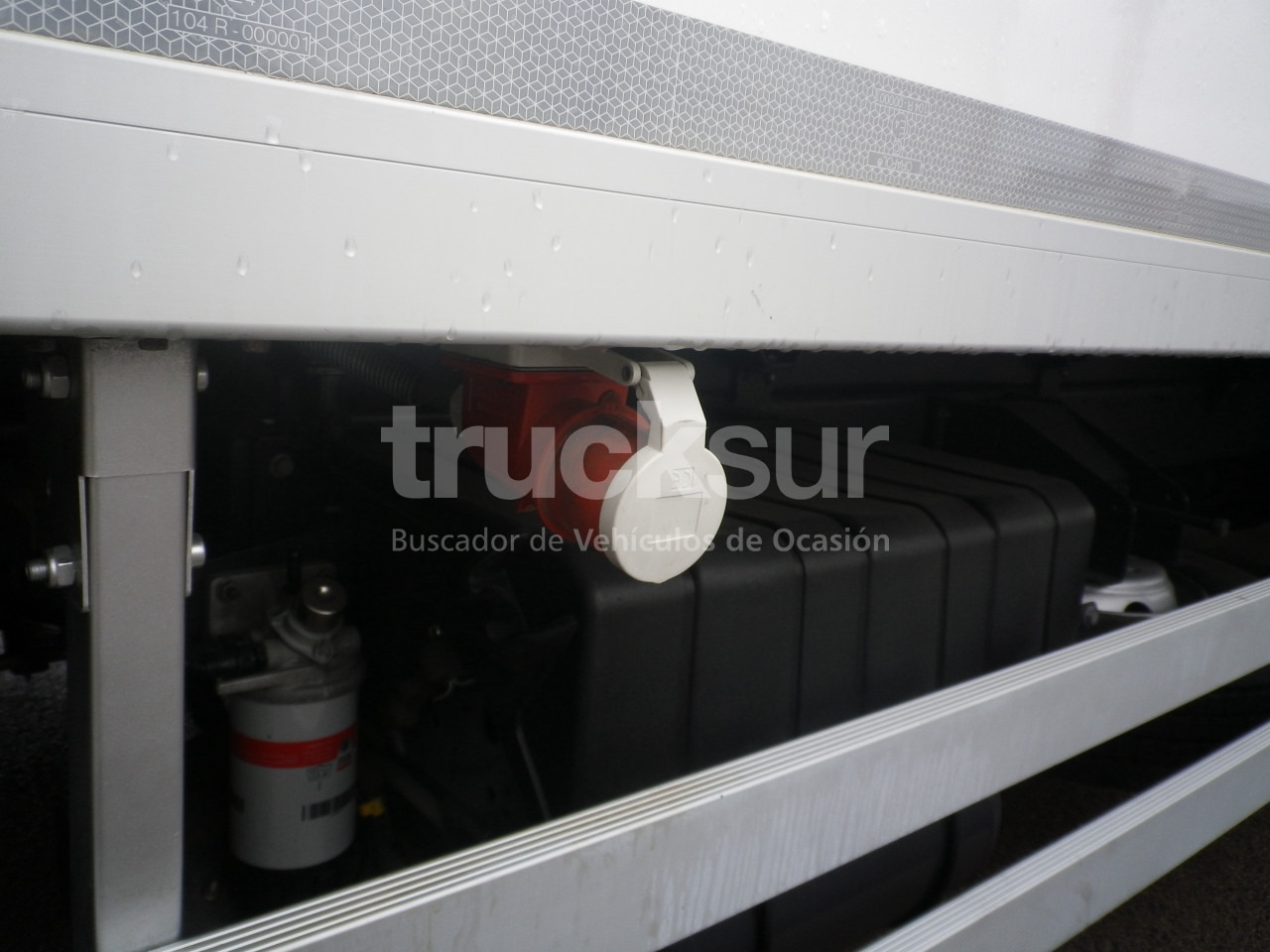 Refrigerator truck RENAULT D280.16: picture 13