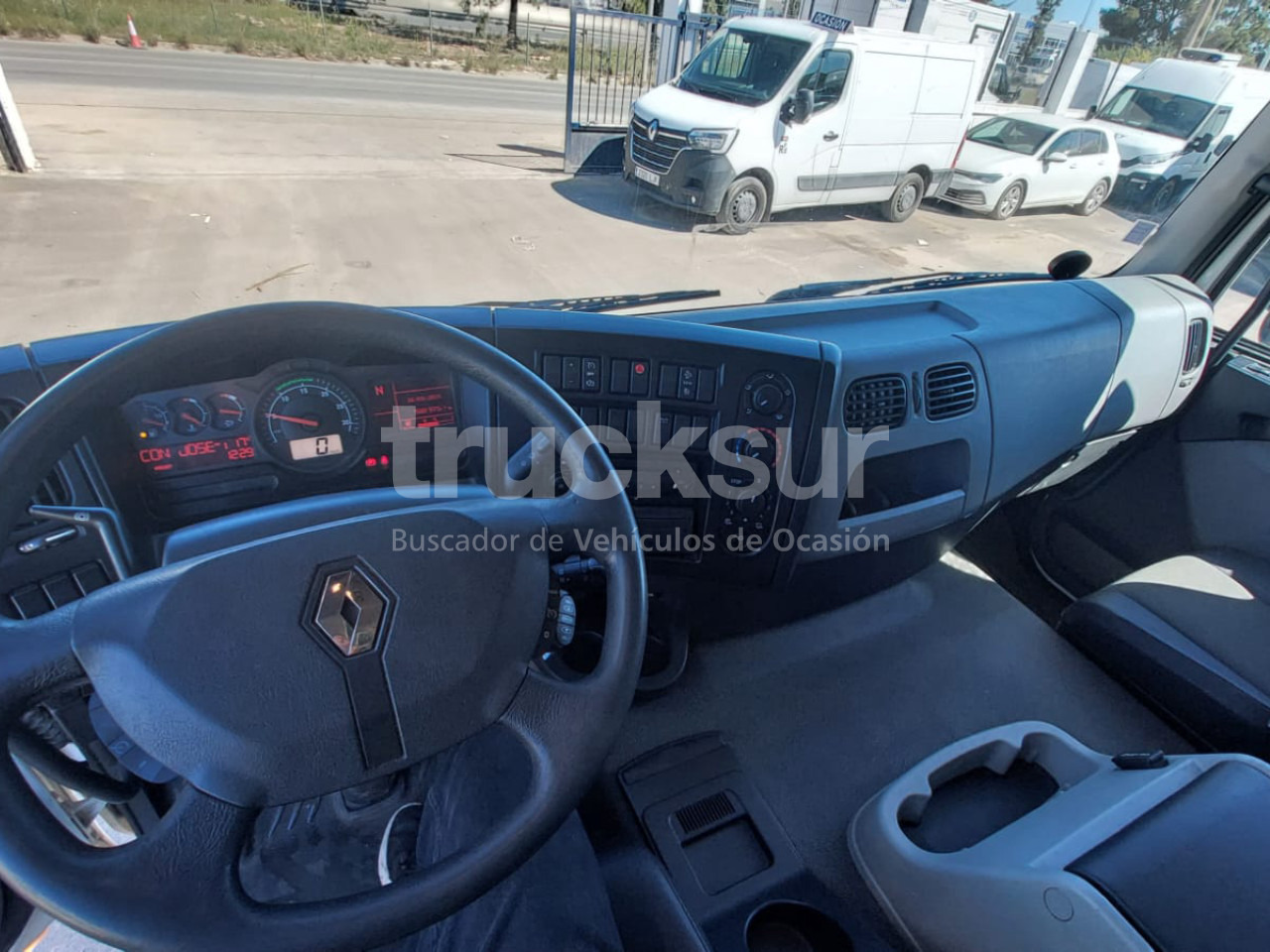 Interior photo 1: Leasing of RENAULT D280 RENAULT D280