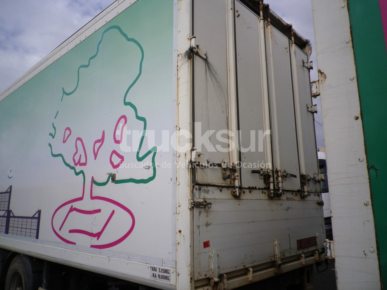 Box truck RENAULT PREMIUM 370 DXI REMOLCADOR: picture 8