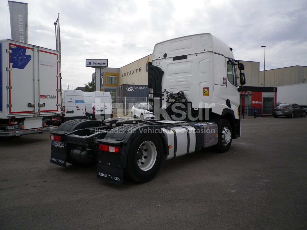 RENAULT T440 SLEEPER CAB - Tractor unit: picture 4 RENAULT T440 SLEEPER CAB - Tractor unit: picture 4