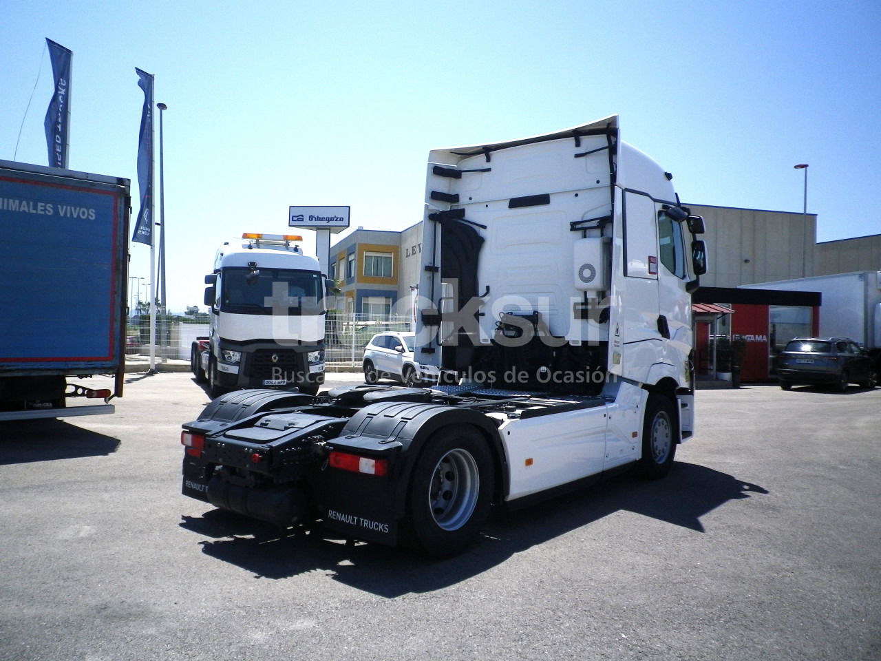 RENAULT T520 HIGH SLEEPER CAB - Tractor unit: picture 5 RENAULT T520 HIGH SLEEPER CAB - Tractor unit: picture 5