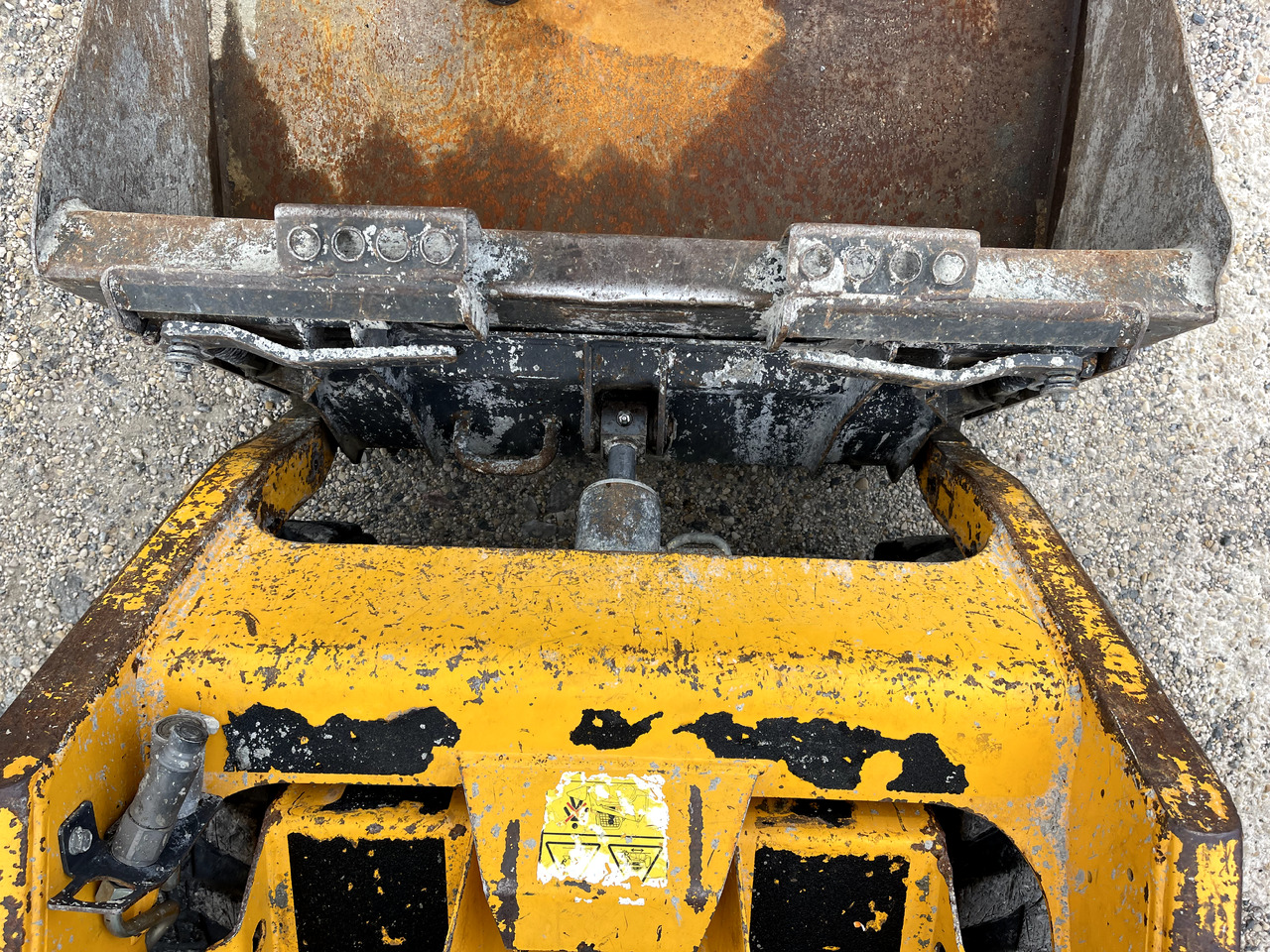 Skid steer loader BOBCAT S70: picture 16