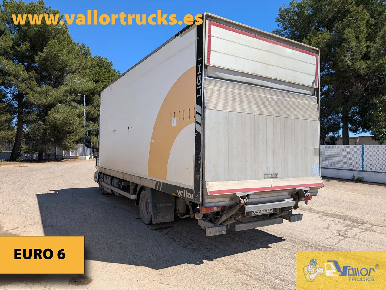 IVECO 90E220 - Box truck: picture 2 IVECO 90E220 - Box truck: picture 2