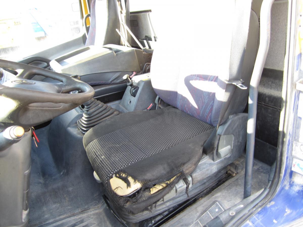 Hook lift truck Mercedes Atego 1823: picture 13
