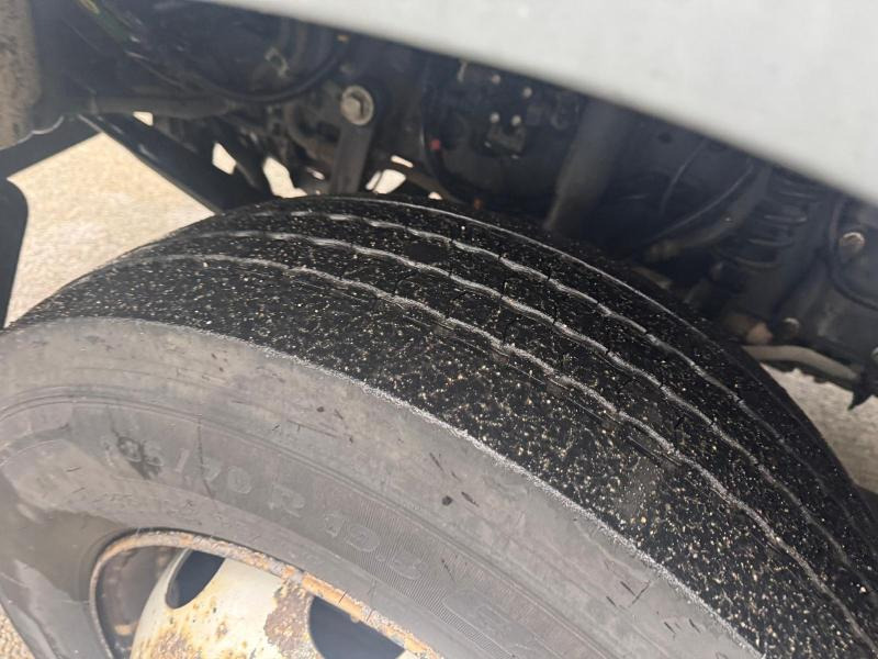 Box truck Renault D-Series: picture 14 Box truck Renault D-Series: picture 14