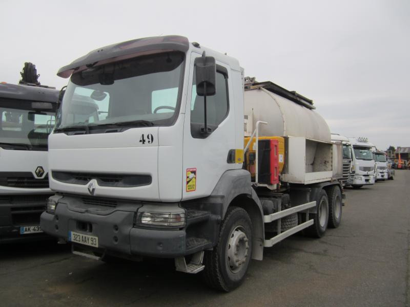 Renault Kerax - Tank truck: picture 1 Renault Kerax - Tank truck: picture 1