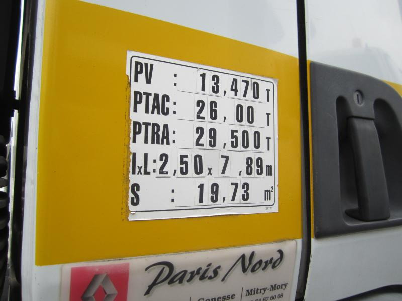 Tank truck Renault Kerax: picture 6 Tank truck Renault Kerax: picture 6