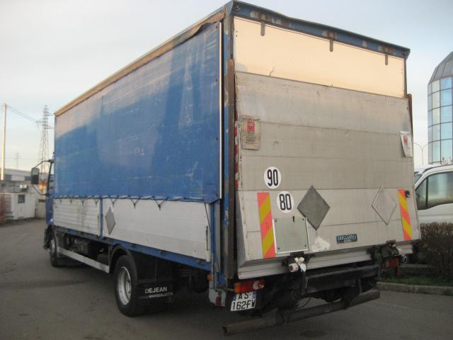 Renault Midlum 180 - Curtainsider truck: picture 4 Renault Midlum 180 - Curtainsider truck: picture 4