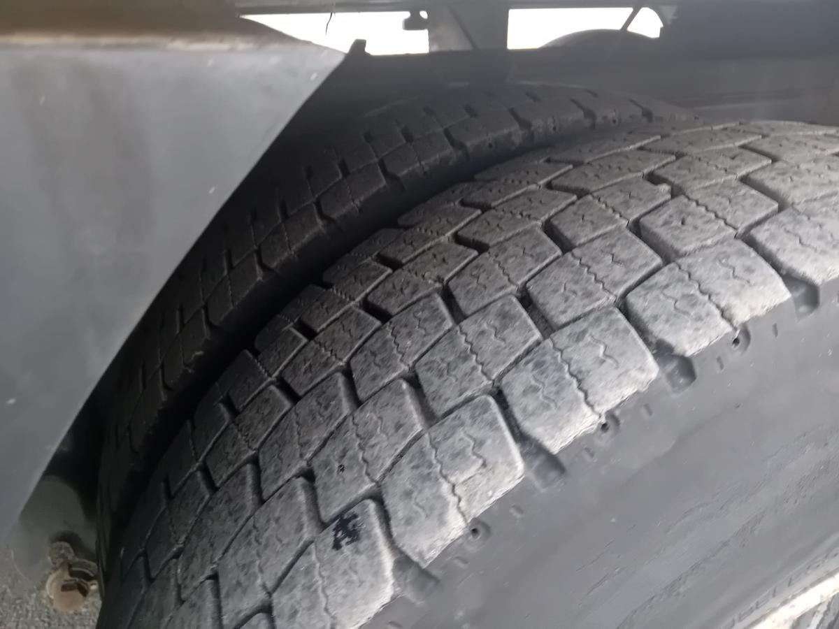 Renault Premium 320.19 DCI - Garbage truck: picture 4 Renault Premium 320.19 DCI - Garbage truck: picture 4