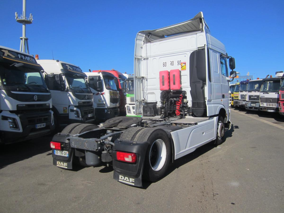 DAF XF105 460 - Tractor unit: picture 5 DAF XF105 460 - Tractor unit: picture 5