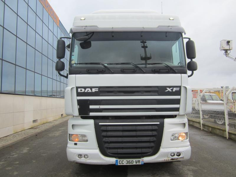 DAF XF105 460 - Tractor unit: picture 2 DAF XF105 460 - Tractor unit: picture 2