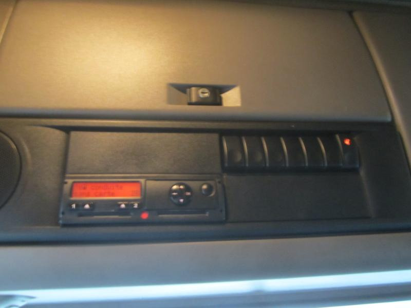 Tractor unit DAF XF105 460: picture 19