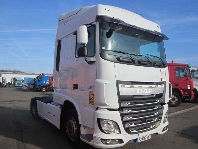 DAF XF105 460 - Tractor unit: picture 2 DAF XF105 460 - Tractor unit: picture 2