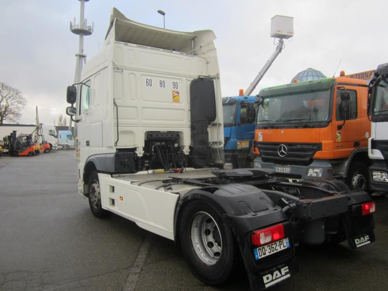 Tractor unit DAF XF105 460: picture 6