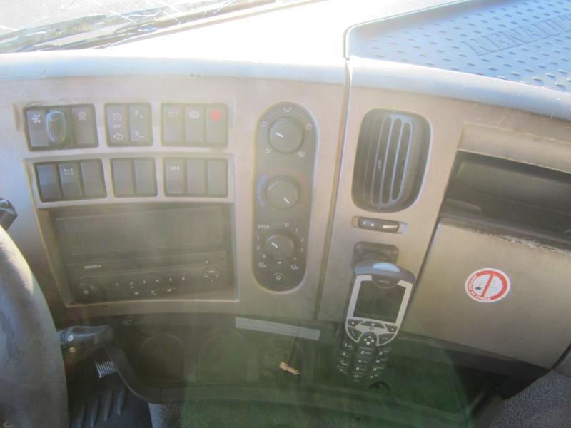 Tractor unit Renault Premium 450 DXI: picture 15