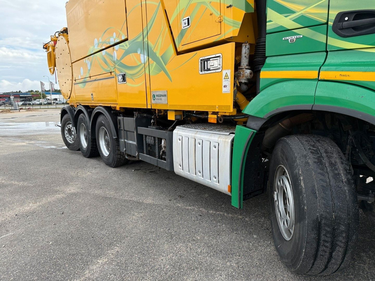 Vacuum truck Mercedes-Benz 3258 RHD 8x4-4 Wiedemann Super 1000 Recycler: picture 25