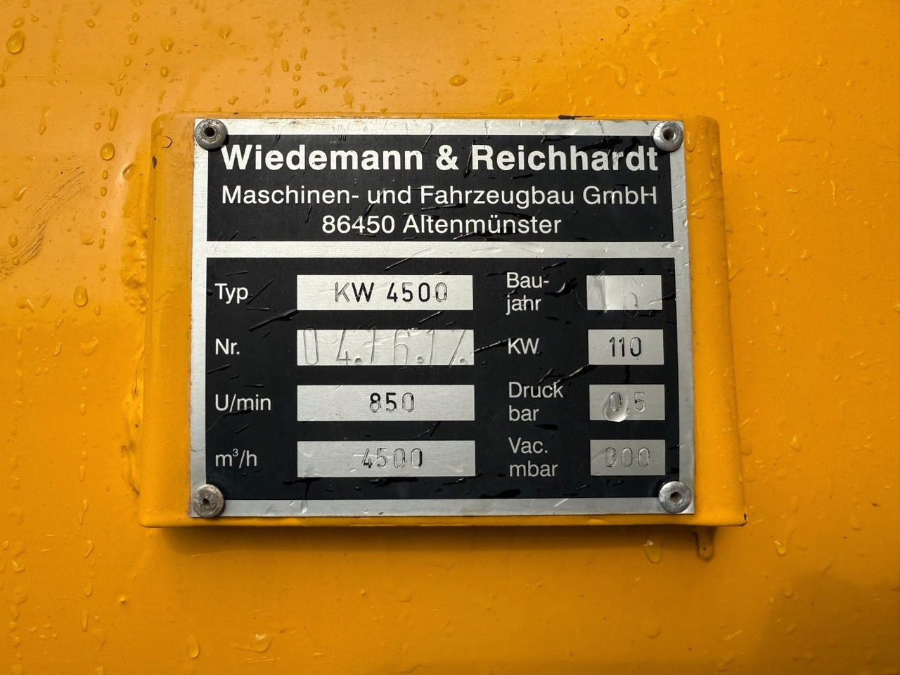 Vacuum truck Mercedes-Benz 3258 RHD 8x4-4 Wiedemann Super 1000 Recycler: picture 12