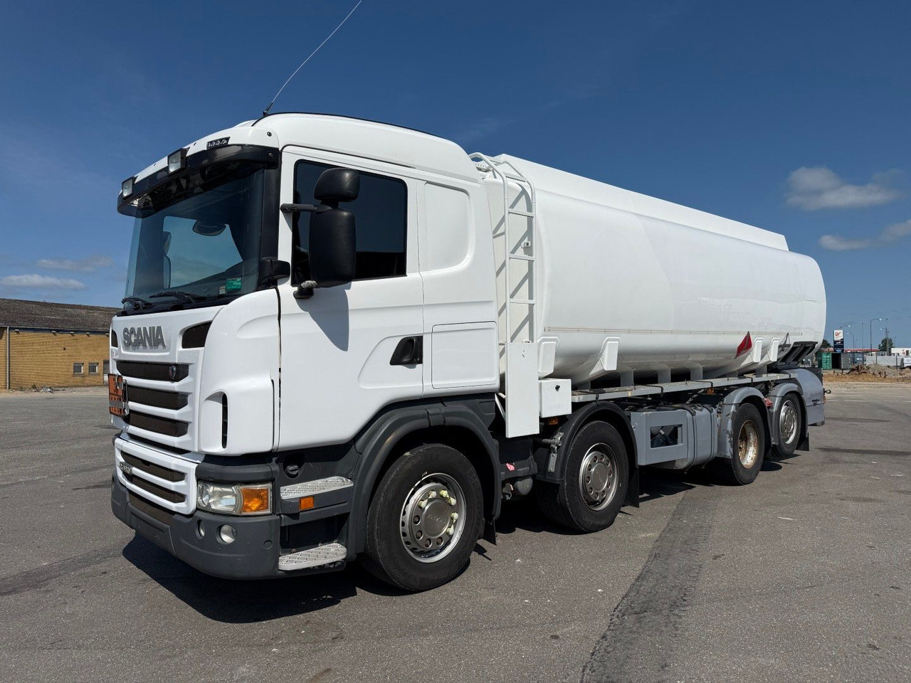 Scania G480 8x2*6 24.000 L / 5 compartments / ADR Tank - Tank truck: picture 1 Scania G480 8x2*6 24.000 L / 5 compartments / ADR Tank - Tank truck: picture 1