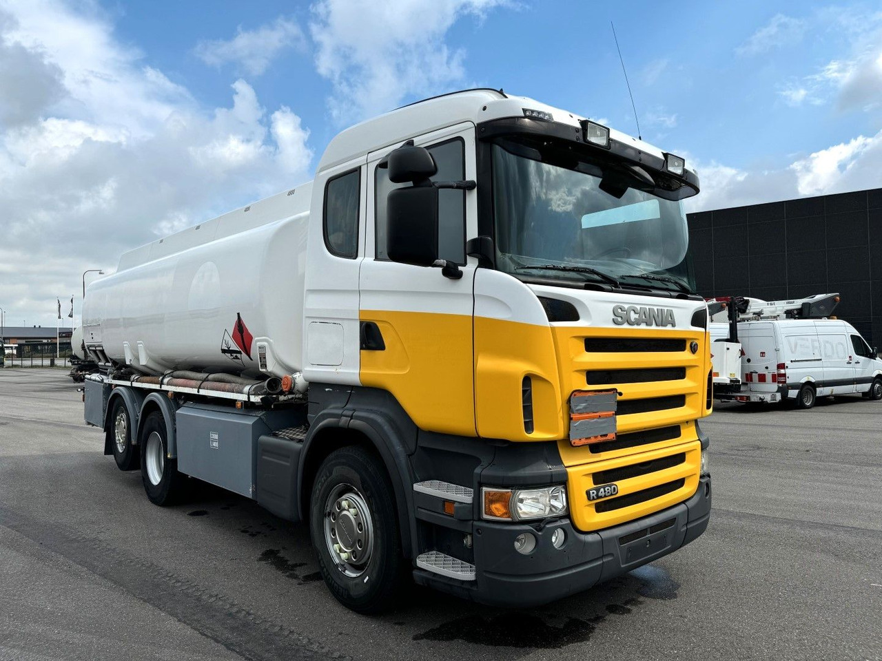 Scania R480 6x2*4 19.000 L ADR Tanktruck - Tank truck: picture 2 Scania R480 6x2*4 19.000 L ADR Tanktruck - Tank truck: picture 2
