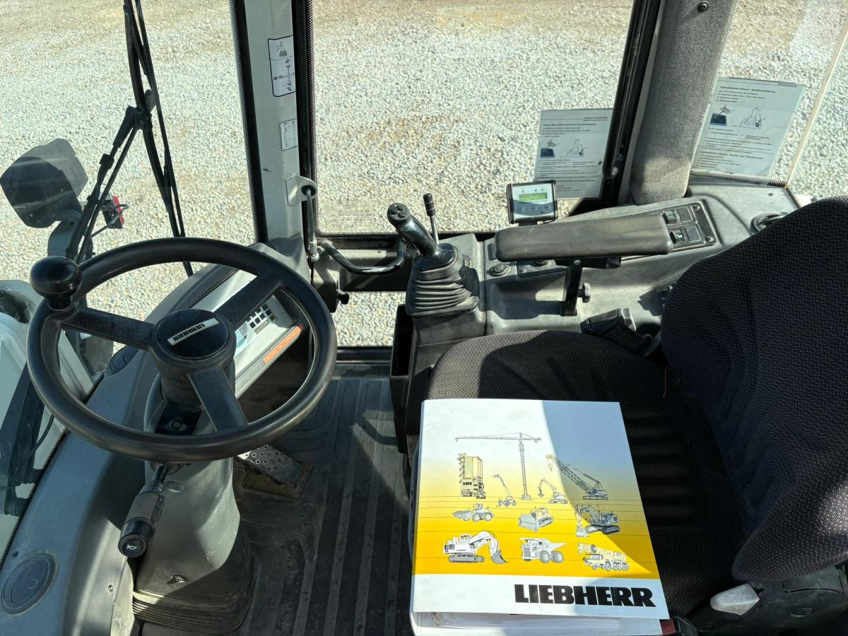 Liebherr L507 - Wheel loader: picture 5 Liebherr L507 - Wheel loader: picture 5