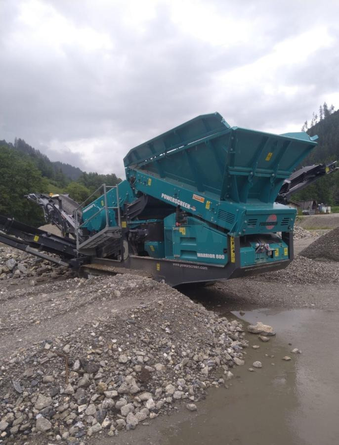 Powerscreen Warrior 800 - Screener: picture 2 Powerscreen Warrior 800 - Screener: picture 2
