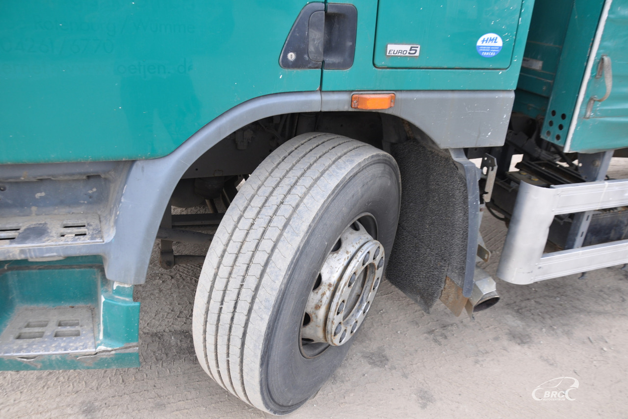 Curtainsider truck DAF CF 75.310: picture 17