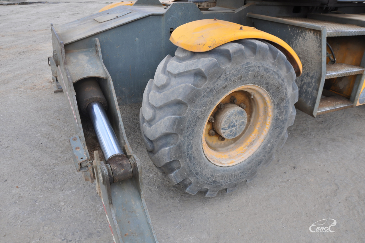 Telescopic wheel loader Dieci Pegasus: picture 14