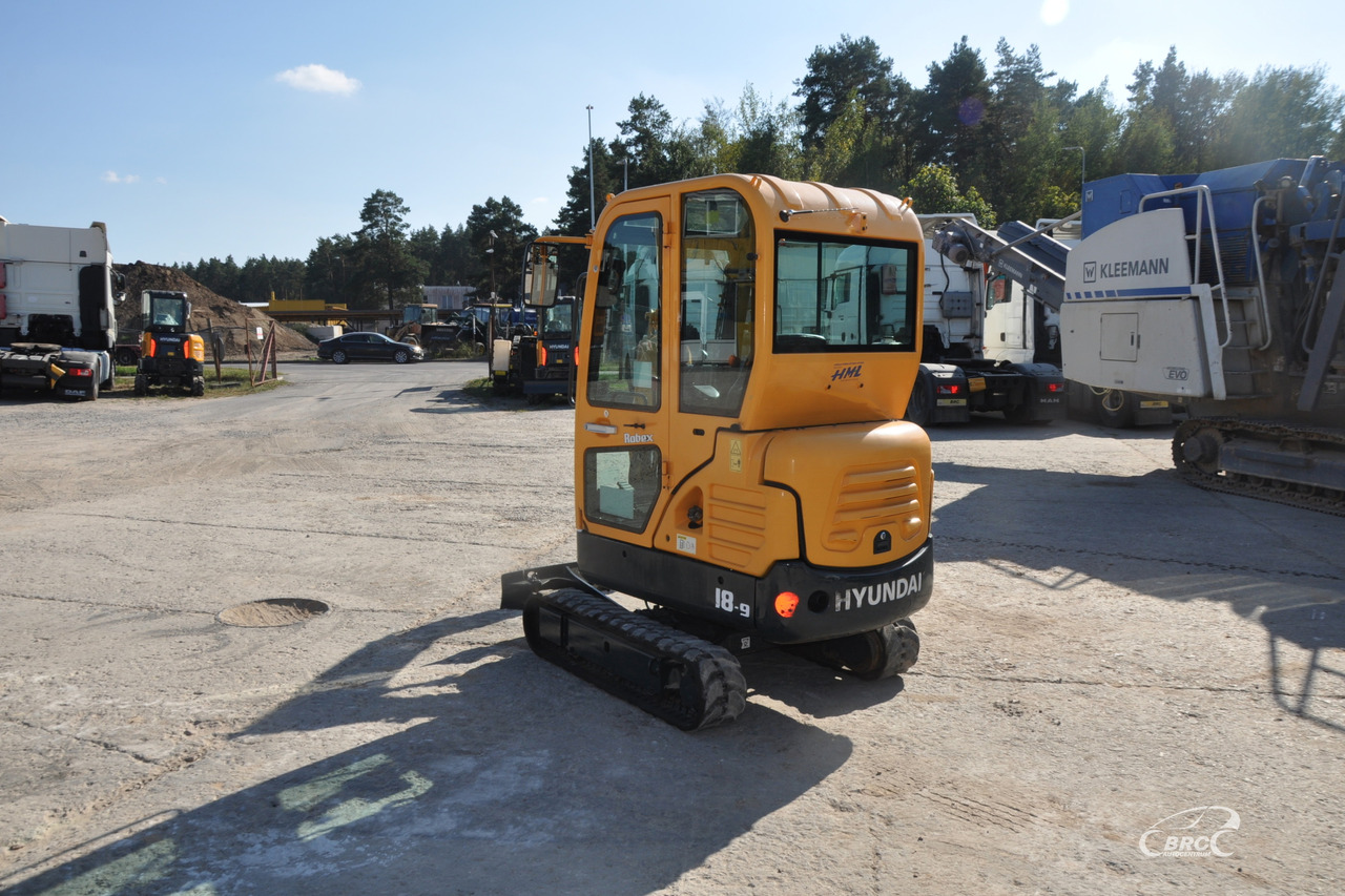 Hyundai R18-9 - Mini excavator: picture 4 Hyundai R18-9 - Mini excavator: picture 4