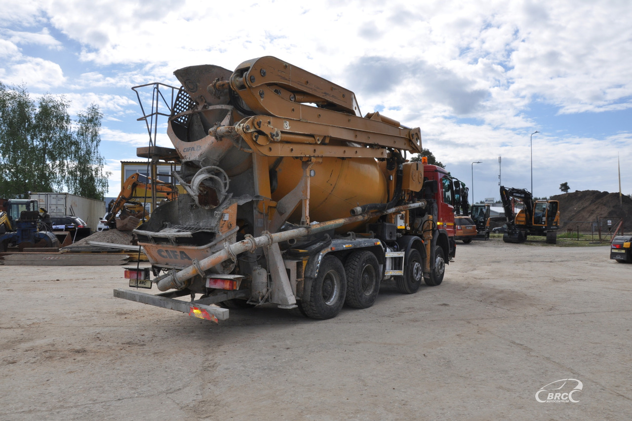 Concrete mixer truck Mercedes-Benz 4144: picture 7