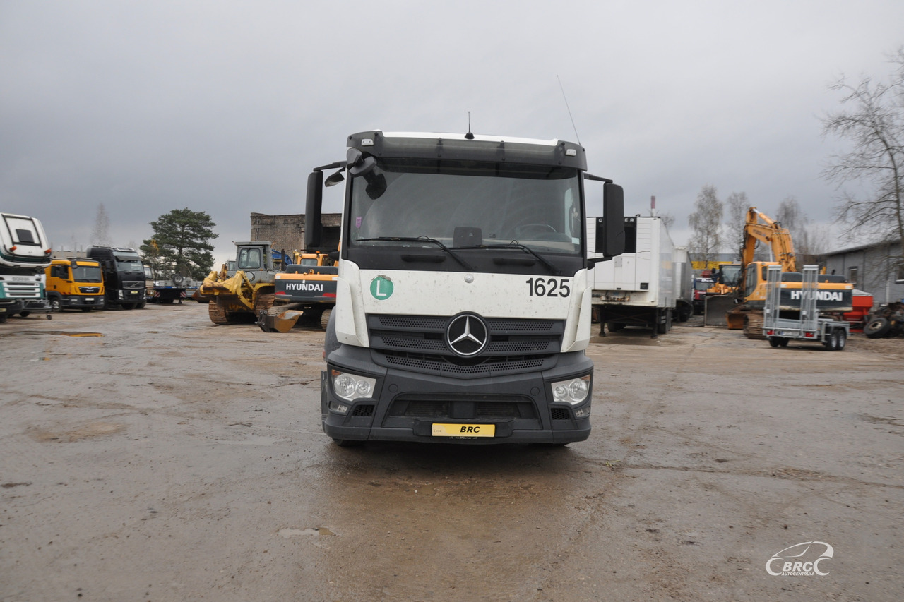 Mercedes-Benz Actros - Tractor unit: picture 3 Mercedes-Benz Actros - Tractor unit: picture 3