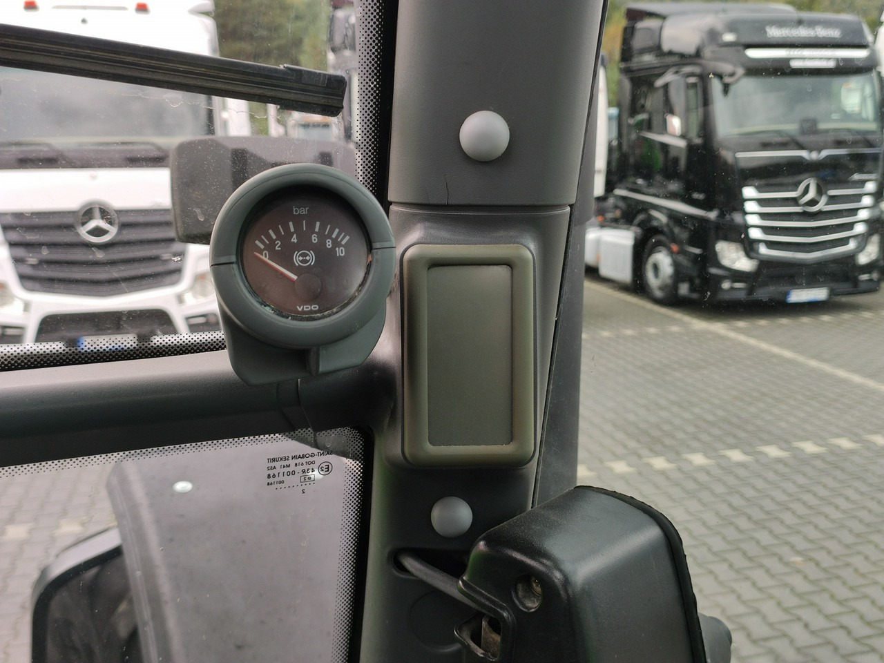 Farm tractor Deutz Fahr Agrotron M620 4x4 Przedni Tuz Wałek W.O.M Wyjścia do Przyczepy: picture 27 Farm tractor Deutz Fahr Agrotron M620 4x4 Przedni Tuz Wałek W.O.M Wyjścia do Przyczepy: picture 27