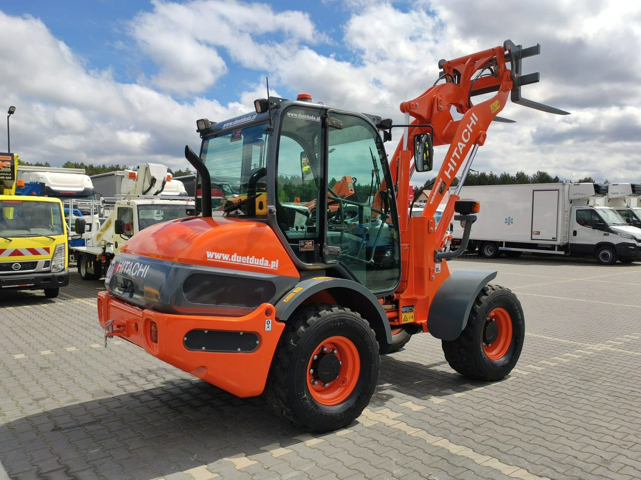 Hitachi ZW75 Wheel Loader Szybko-Złącze Widły Stan Bardzo Dobry - Wheel loader: picture 5 Hitachi ZW75 Wheel Loader Szybko-Złącze Widły Stan Bardzo Dobry - Wheel loader: picture 5