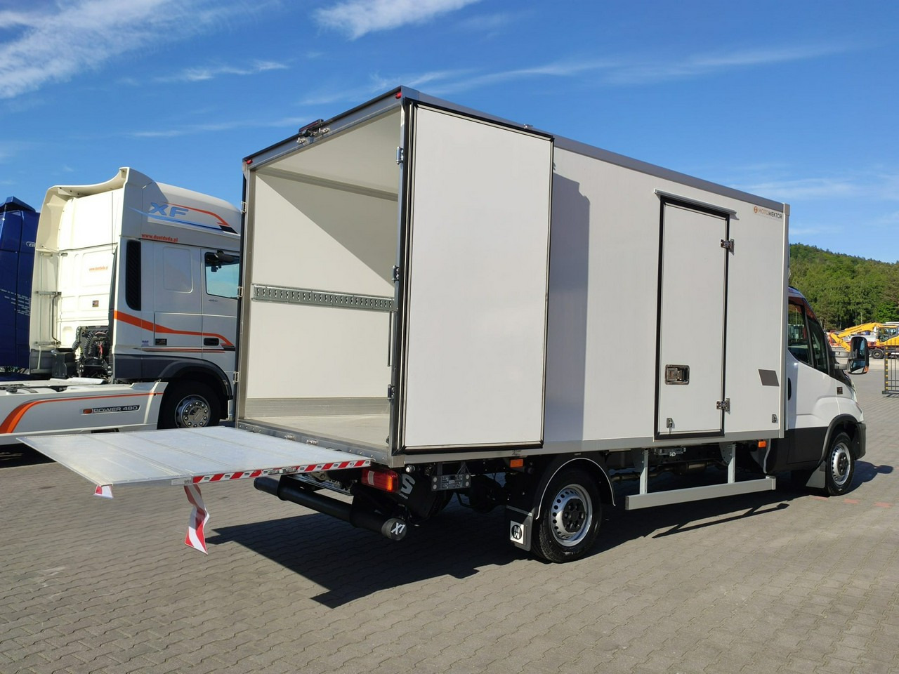 Iveco Daily 35S16 V - Refrigerated van: picture 4 Iveco Daily 35S16 V - Refrigerated van: picture 4