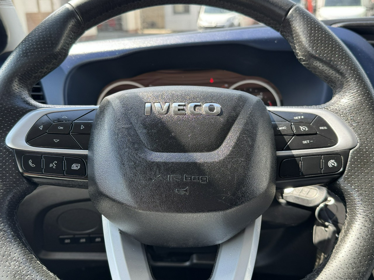 Refrigerated van Iveco Daily 72C21 Mroźnia HI-MATIC Ściana Grodziowa Multitemperatura: picture 35