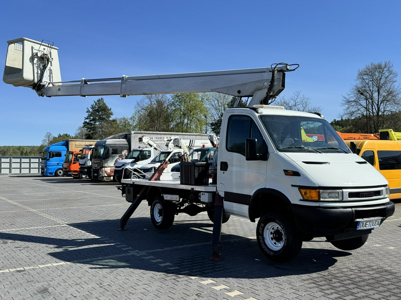 Iveco Daily - Truck mounted aerial platform: picture 4 Iveco Daily - Truck mounted aerial platform: picture 4