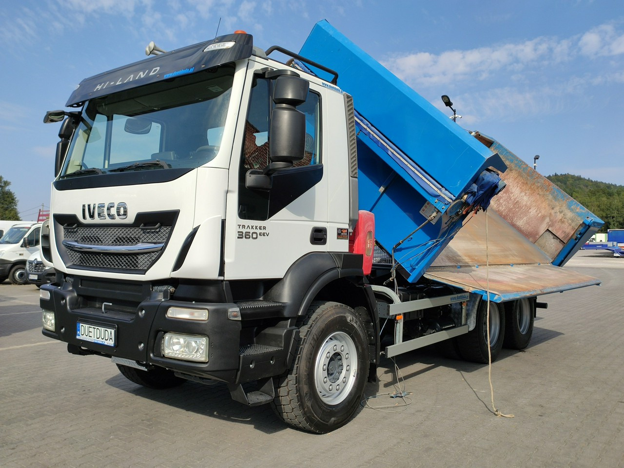 Iveco Trakker 360 EEV Manual 6x4 Wywrot 3-stronny Hydroburta Bok i Tył - Tipper: picture 1 Iveco Trakker 360 EEV Manual 6x4 Wywrot 3-stronny Hydroburta Bok i Tył - Tipper: picture 1