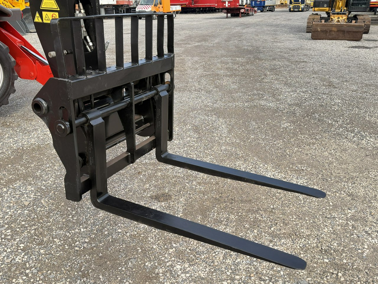 Manitou MRT 1640 Easy ROTO Ładowarka Teleskopowa Obrotowa 1840 2150 - Telescopic handler: picture 3 Manitou MRT 1640 Easy ROTO Ładowarka Teleskopowa Obrotowa 1840 2150 - Telescopic handler: picture 3