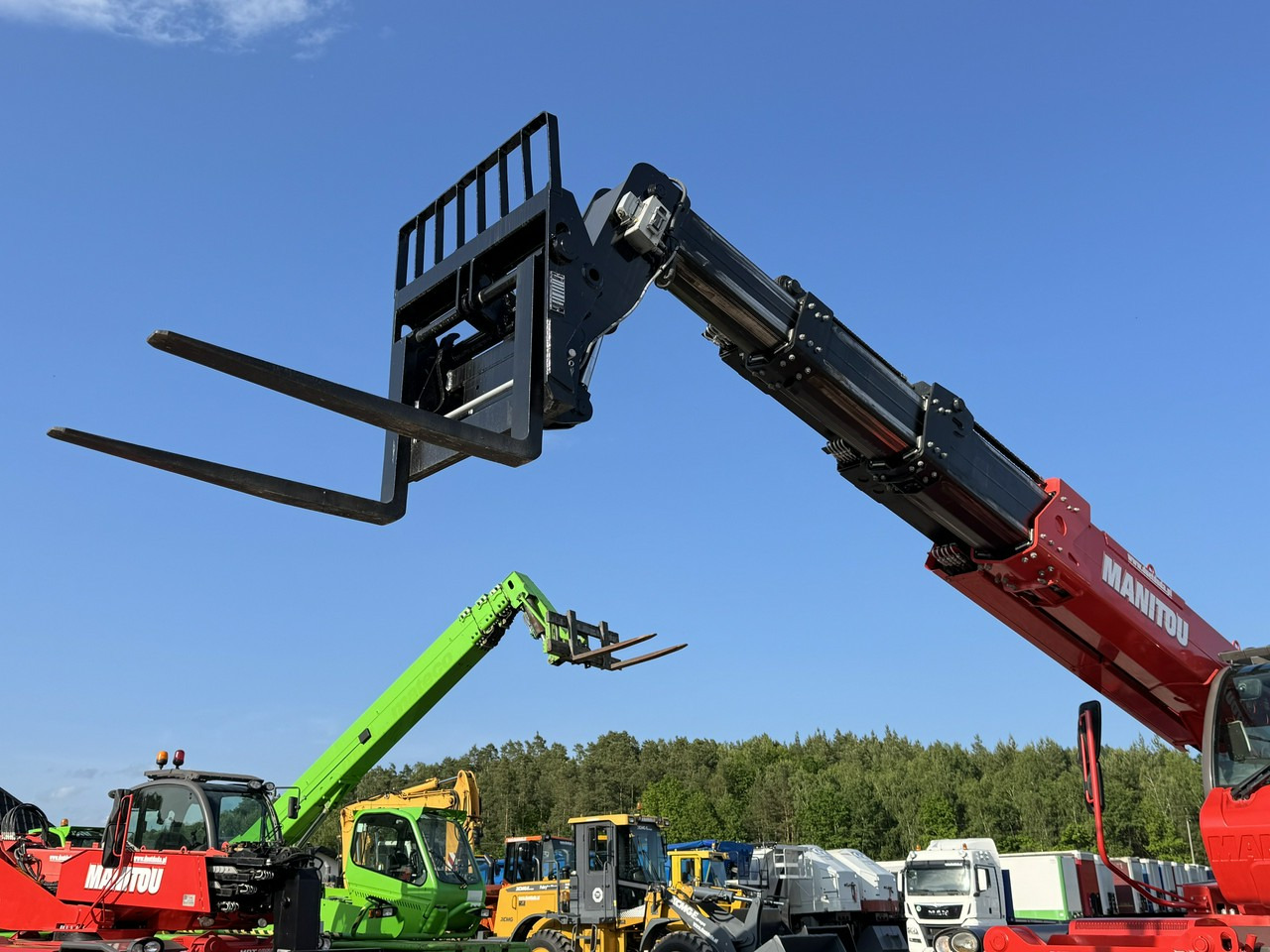 Telescopic handler Manitou MRT 2150 ROTO Ładowarka Teleskopowa Obrotowa 2550: picture 6