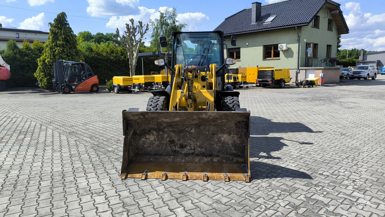 CATERPILLAR 906 M - Wheel loader: picture 3 CATERPILLAR 906 M - Wheel loader: picture 3