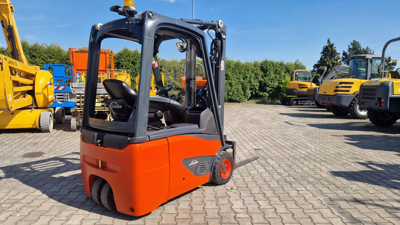 LINDE E 14 EVO - Electric forklift: picture 2 LINDE E 14 EVO - Electric forklift: picture 2