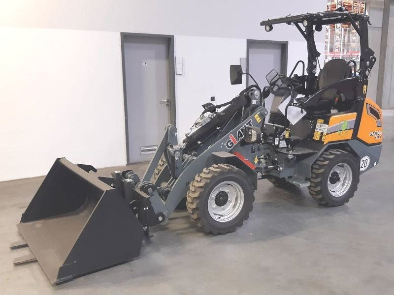 Giant G 2200 E X-Tra Elektro / electric - Skid steer loader: picture 2 Giant G 2200 E X-Tra Elektro / electric - Skid steer loader: picture 2