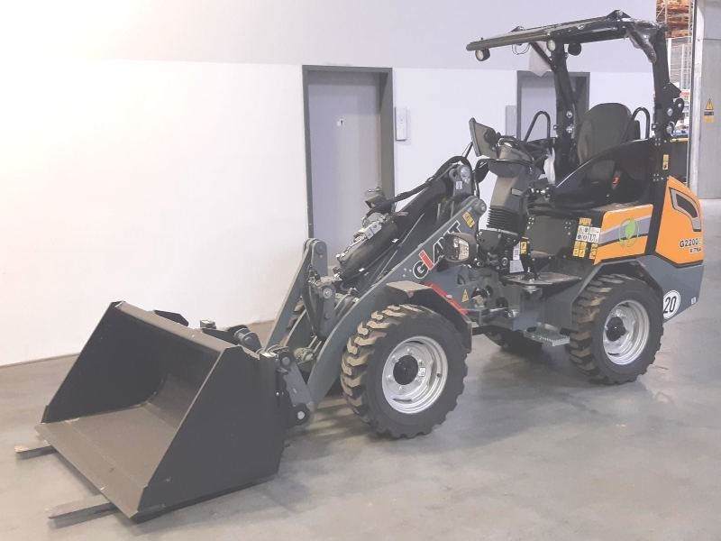 Giant G 2200 E X-Tra Elektro / electric - Skid steer loader: picture 2 Giant G 2200 E X-Tra Elektro / electric - Skid steer loader: picture 2