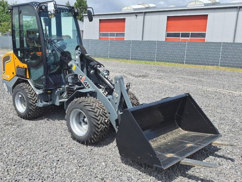 Giant G 2700 E X-Tra Elektro - Skid steer loader: picture 4 Giant G 2700 E X-Tra Elektro - Skid steer loader: picture 4