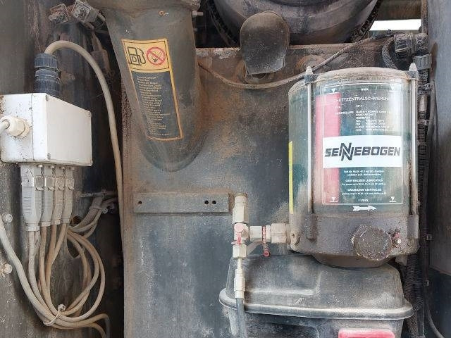 Demolition excavator Sennebogen 830 R HDD: picture 8 Demolition excavator Sennebogen 830 R HDD: picture 8