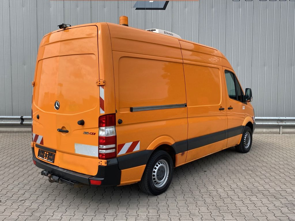 Mercedes-Benz 315 CDI Kamerawagen| PC-Setup*Standklima*RFK*AHK - Minibus, Passenger van: picture 5 Mercedes-Benz 315 CDI Kamerawagen| PC-Setup*Standklima*RFK*AHK - Minibus, Passenger van: picture 5