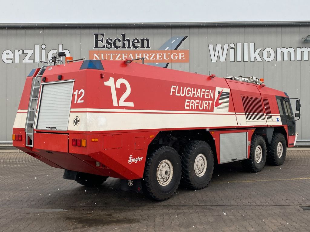 MAN 38.000 VFAEG 8x8 Flugfeldlöschfahrzeug | Ziegler - Truck: picture 4 MAN 38.000 VFAEG 8x8 Flugfeldlöschfahrzeug | Ziegler - Truck: picture 4