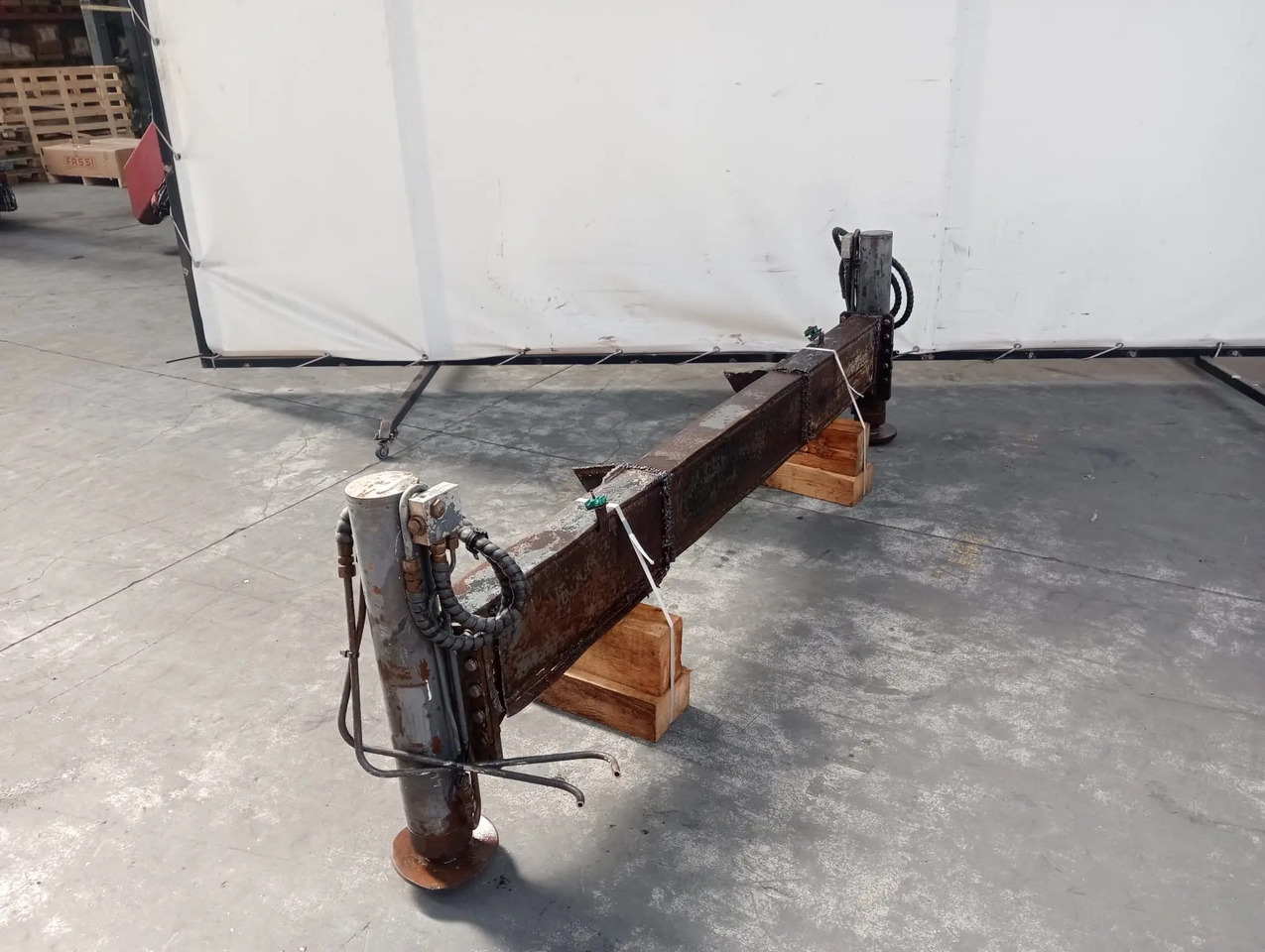 Estabilizador fijo a 2.300 mm - Attachment for Crane: picture 2 Estabilizador fijo a 2.300 mm - Attachment for Crane: picture 2